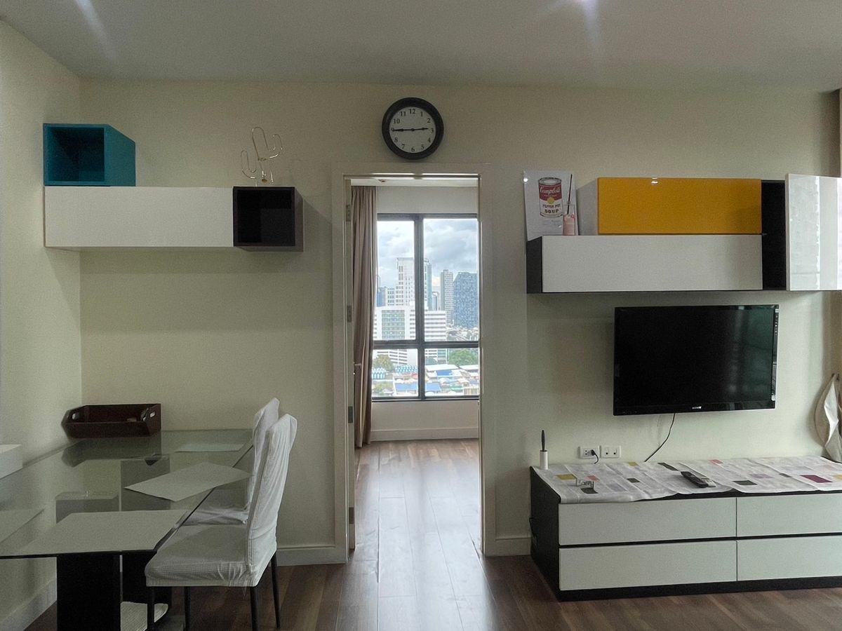 ขายคอนโดอ่อนนุช อุดมสุข : ราคาดี THE ROOM Sukhumvit 62 ติดบีทีเอส 2ห้องนอน 2ห้องน้ำ ชั้นสูง ห้องมุม ราคาดีสุดในตลาด 