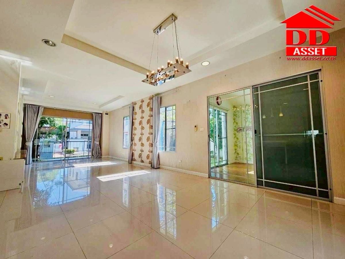 For RentHouseSamut Prakan,Samrong : For Rent Nantawan Srinakarin Nantawan Srinakarin Code: H8139