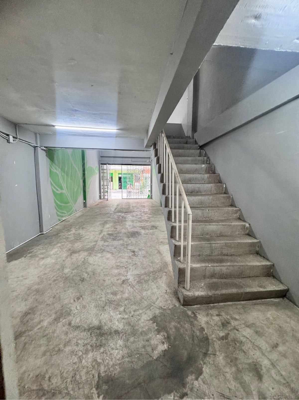 For RentShop HouseOnnut, Udomsuk : Rental of Phanit Onnut Building Next to Sukhumvit 77 Road (N.1680)