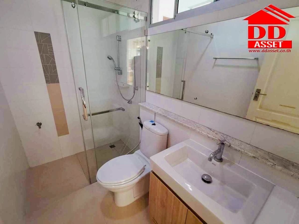 For RentHouseSamut Prakan,Samrong : For Rent Nantawan Srinakarin Nantawan Srinakarin Code: H8139