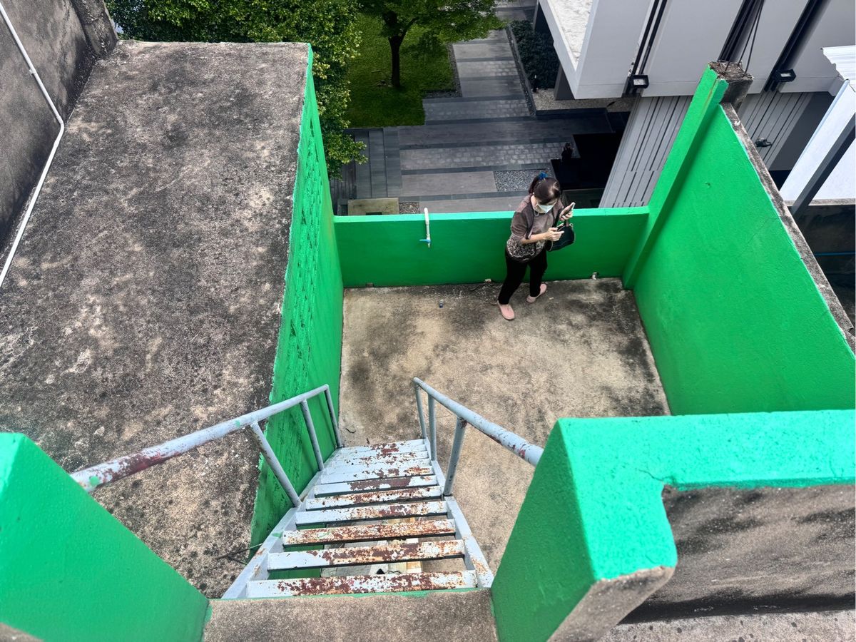 For RentShop HouseOnnut, Udomsuk : Rental of Phanit Onnut Building Next to Sukhumvit 77 Road (N.1680)