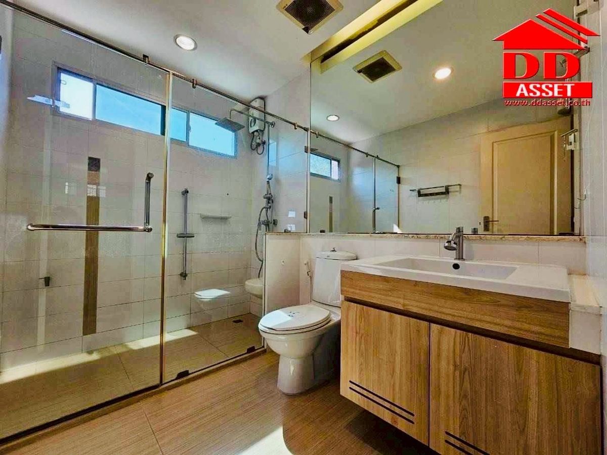 For RentHouseSamut Prakan,Samrong : For Rent Nantawan Srinakarin Nantawan Srinakarin Code: H8139