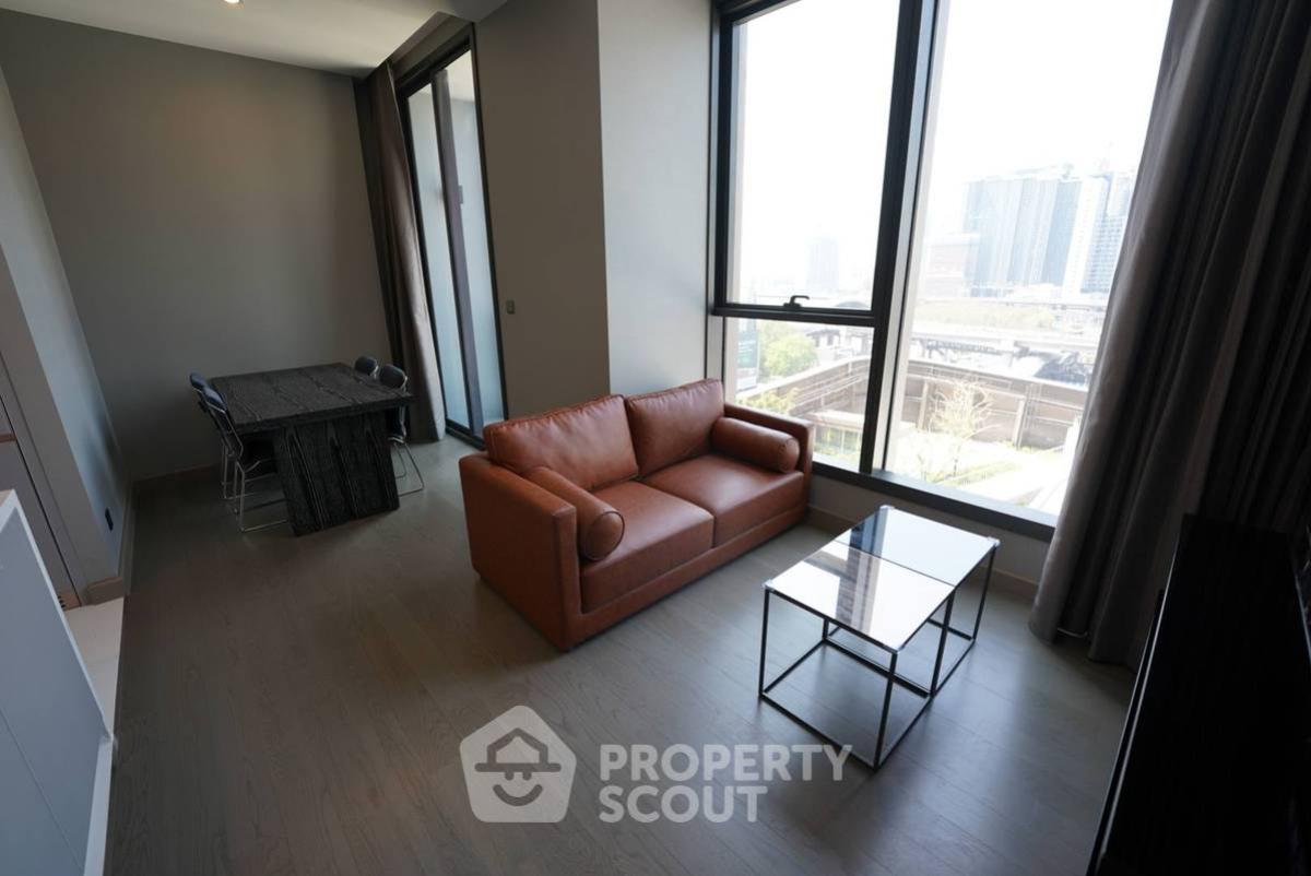For SaleCondoRama9, Petchburi, RCA : 1-BR Condo at The Esse At Singha Complex near MRT Phetchaburi