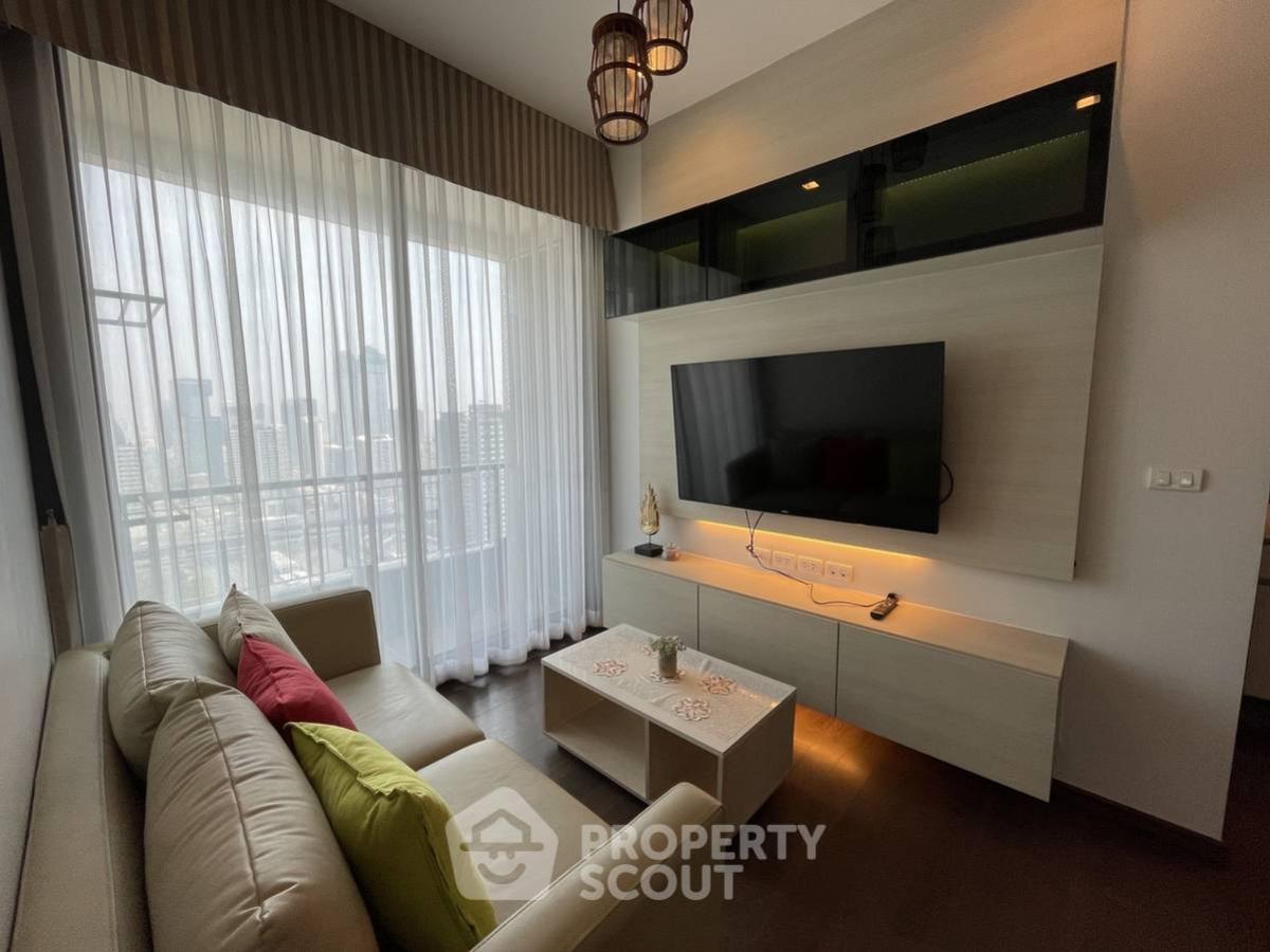 ขายคอนโดพระราม 9 เพชรบุรีตัดใหม่ RCA : คอนโด 2-ห้องนอน ที่ คิว อโศก ใกล้ MRT เพชรบุรี