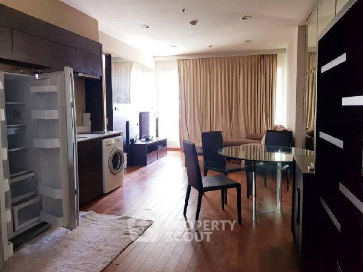 For SaleCondoWitthayu, Chidlom, Langsuan, Ploenchit : 2-BR Condo at The Address Chidlom near BTS Chit Lom