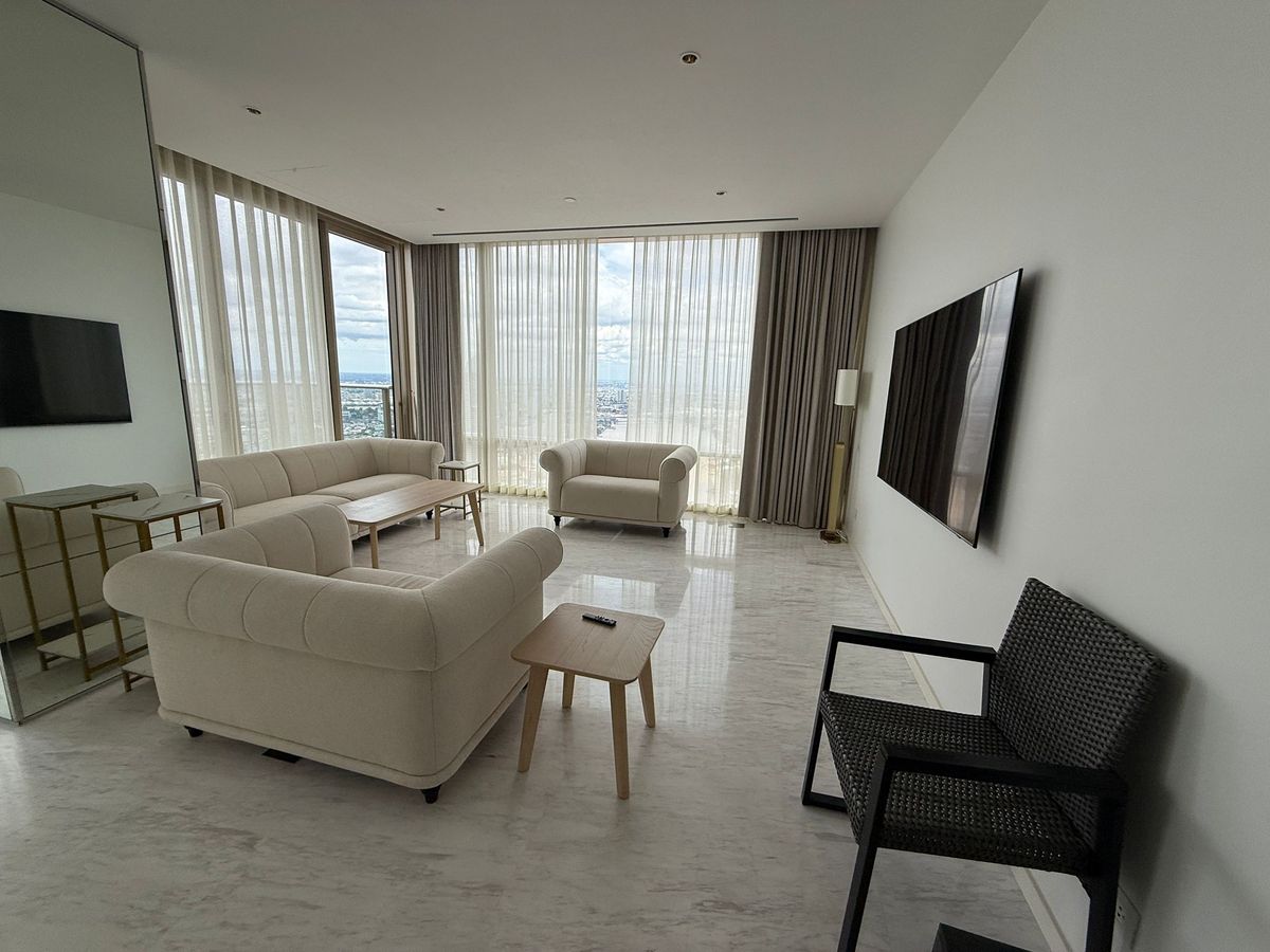CondoSathorn, Narathiwat : 120 SQM 2BR 51st Floor at Four Seasons Private Residences