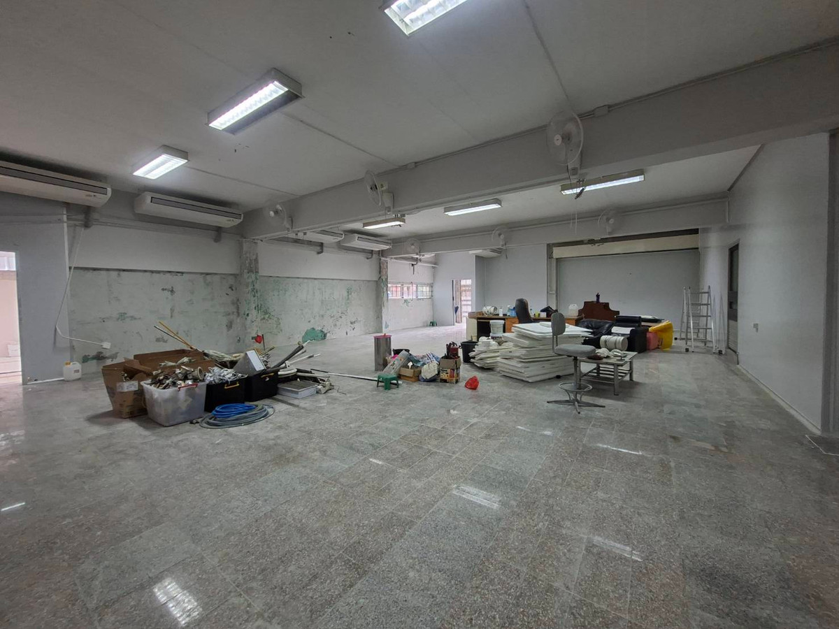 For RentShop HouseLadkrabang, Suwannaphum Airport : 1 storey commercial building for rent on Lat Krabang Road Near Suvarnabhumi (N.1687)