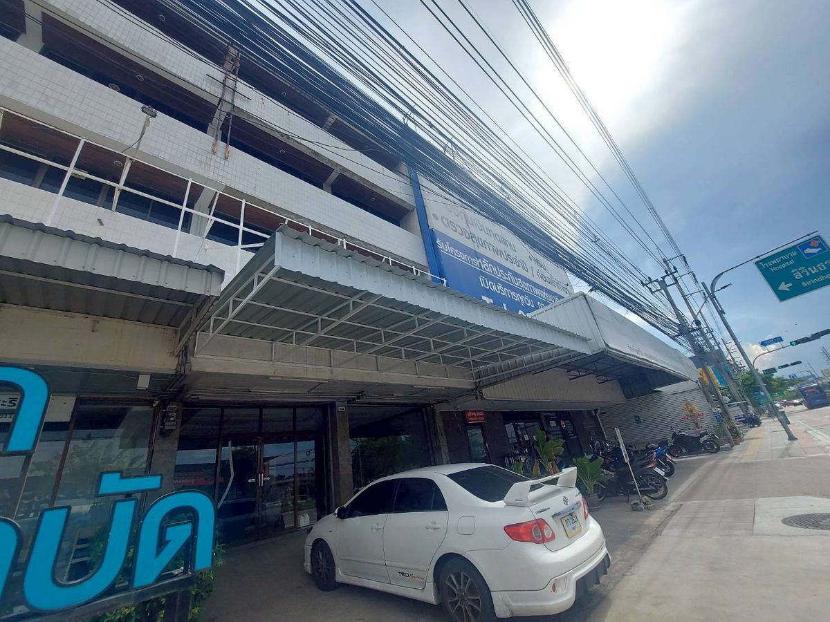 ให้เช่าอาคารพาณิชย์ลาดกระบัง สุวรรณภูมิ : ให้เช่าอาคารพาณิชย์ 2 คูหา 3ชั้น ติดถนนอ่อนนุช พร้อมเข้าอยู่ เดือน พ.ค.68 (N.1683)