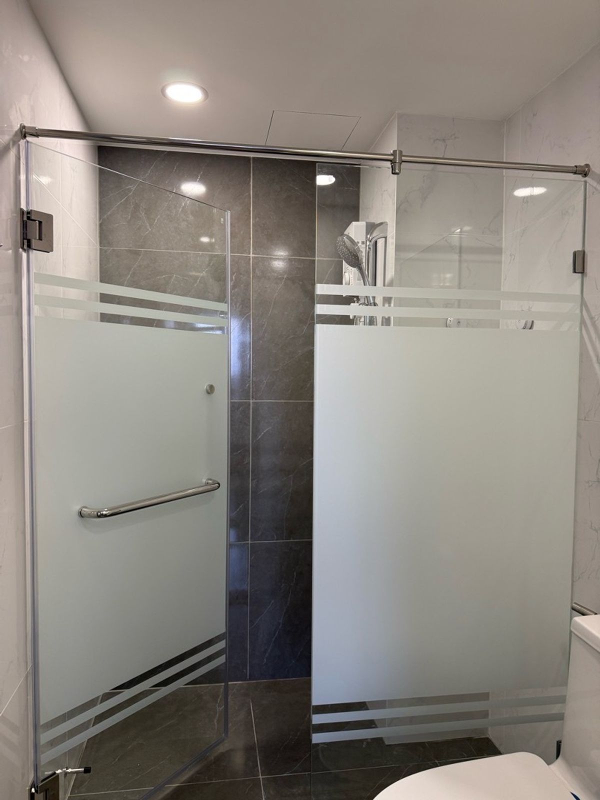 For RentCondoSamut Prakan,Samrong : For rent 🔥 Origin Plug & Play Srinakarin 🔥 Fully furnished and equipped, near MRT Sri Dan