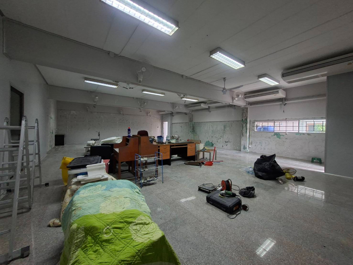 For RentShop HouseLadkrabang, Suwannaphum Airport : 1 storey commercial building for rent on Lat Krabang Road Near Suvarnabhumi (N.1687)