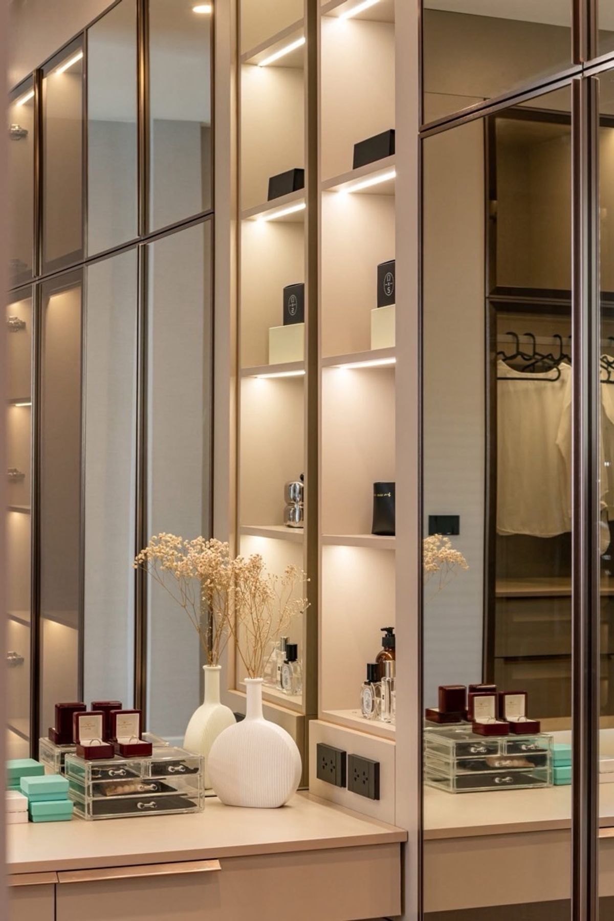 บ้านพัฒนาการ ศรีนครินทร์ : 📌CINQ Royal กรุงเทพกีฑา ตกแต่งพร้อมอยู่ขนาด 705 Sq.m (120Sq.w) 5 bed 6 bath พิเศษ 89 MB |Rent 690,000| ติดต่อ 086-795-9997 (จิมมี่)