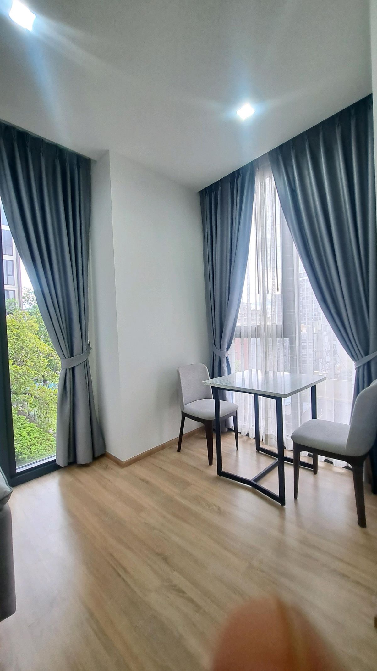 For RentCondoSapankwai,Jatujak : Rent 1 bedroom, garden, garden & swimming pool Near BTS, Saphan Khwai, ready to be cheap, only 1 9,0 0 0