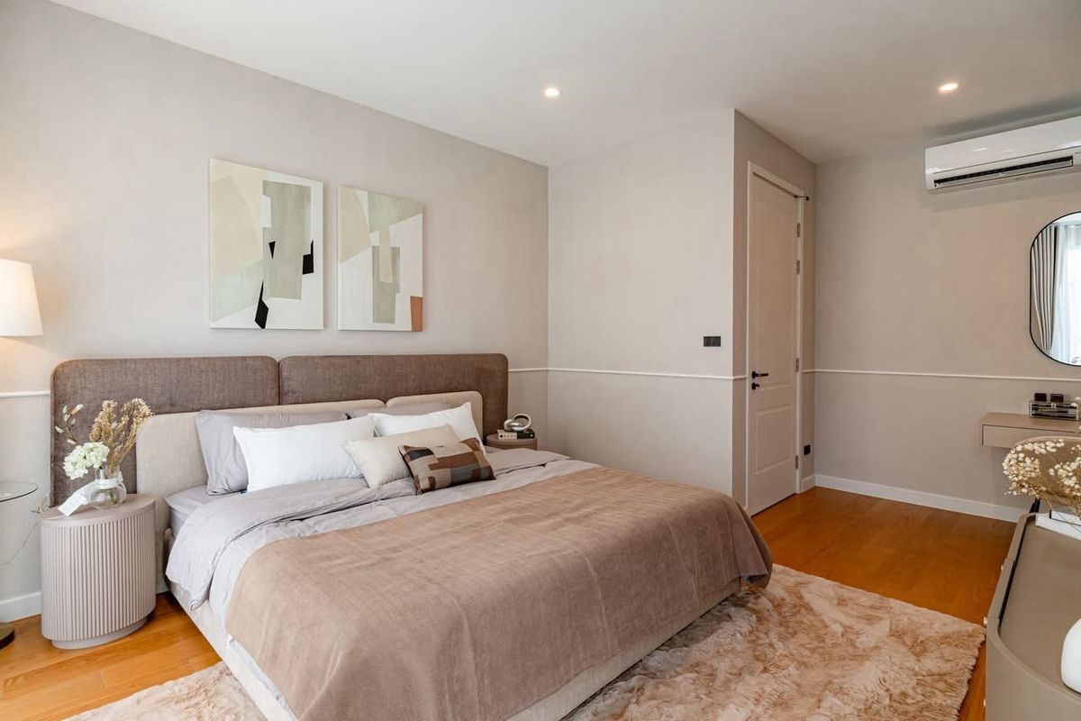 บ้านพัฒนาการ ศรีนครินทร์ : 📌CINQ Royal กรุงเทพกีฑา ตกแต่งพร้อมอยู่ขนาด 705 Sq.m (120Sq.w) 5 bed 6 bath พิเศษ 89 MB |Rent 690,000| ติดต่อ 086-795-9997 (จิมมี่)