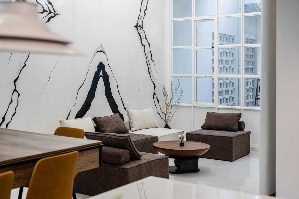 ทาวน์โฮมลาดพร้าว เซ็นทรัลลาดพร้าว : ขาย/ให้เช่าทาวน์โฮม บุษราคัมเพลส วิภาวดี 20 พร้อมพูลวิลล่า (N.1258)