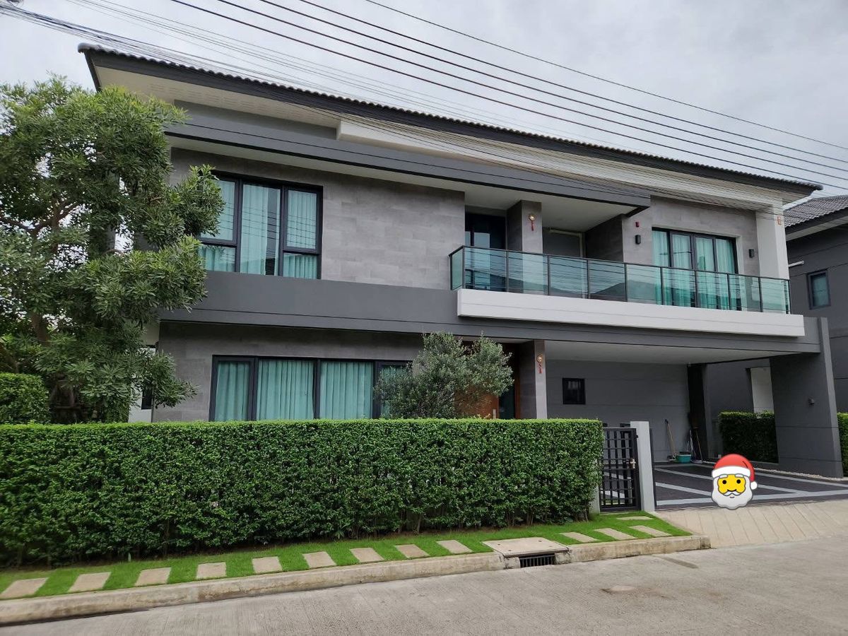 บ้านบางนา แบริ่ง ลาซาล : 🏡 ขาย/ให้เช่า บ้านเดี่ยวหลังใหญ่สุดหรู "The City บางนา 4 ห้องนอน 5 ห้องน้ำทำเลพรีเมียม ติดถนนเมน แปลงมุม เดินทางสะดวก ใกล้ Mega Bangna แค่ 800 ม.!