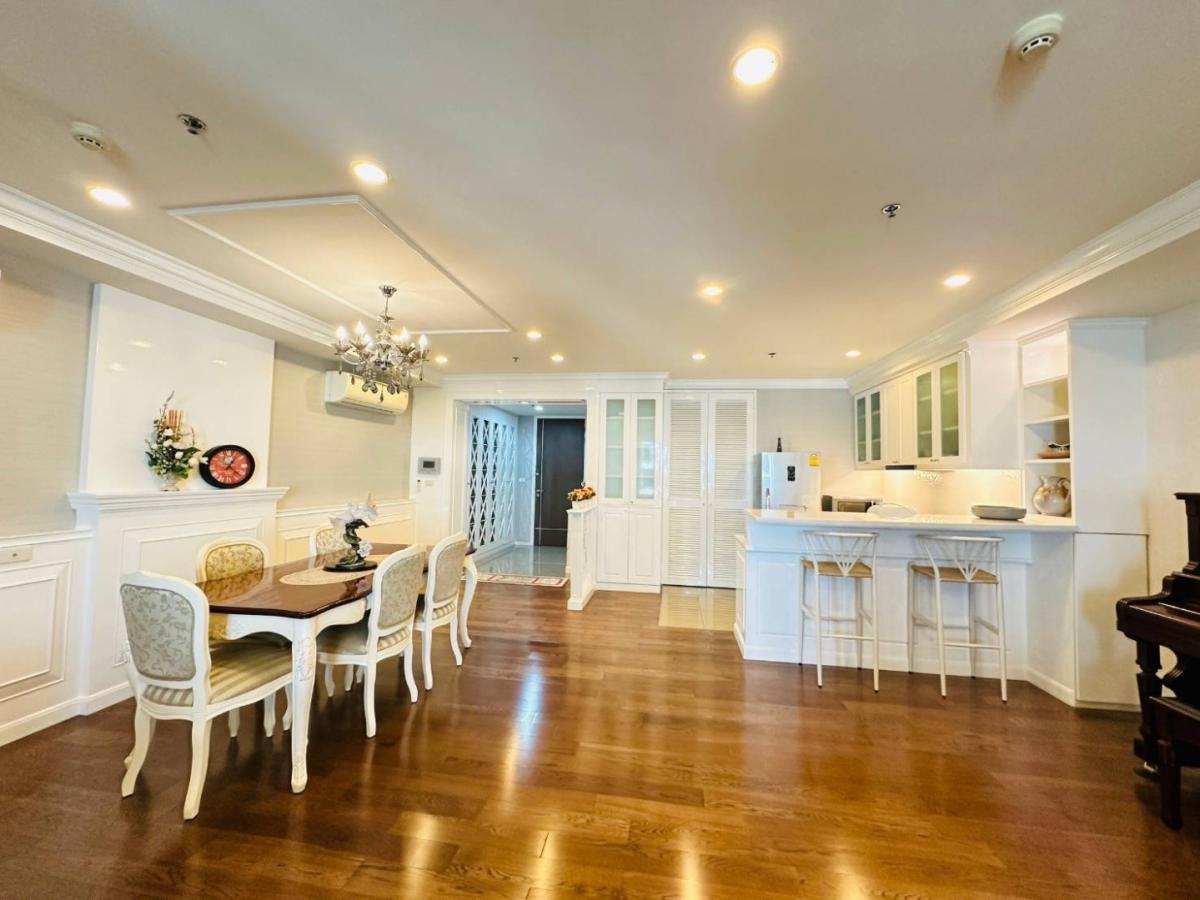 ขายคอนโดนานา : 🔥ขายด่วน🔥15 สุขุมวิท เรสซิเด็นซ์ เฟอร์นิเจอร์ครบพร้อมเข้าอยู่ ใกล้รถไฟฟ้า BTS นานา