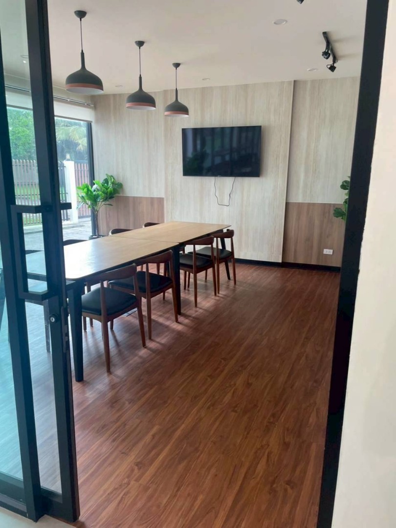 For SaleOfficeBuri Ram : 🔥Urgent Sale🔥 Office, good location, with parking space, suitable for business or residence in Buriram city.