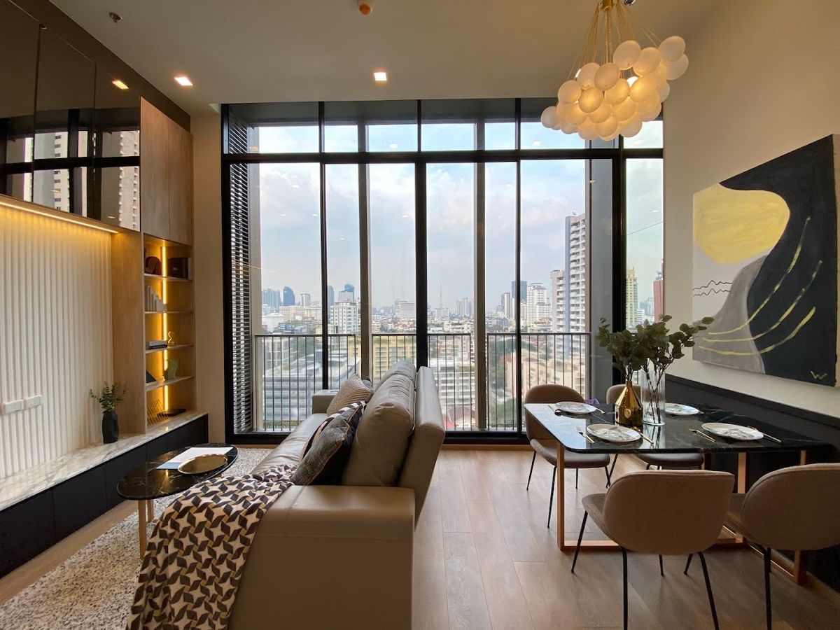 For RentCondoSukhumvit, Asoke, Thonglor : Beautiful room, high ceilings, 2 bedrooms, 2 bathrooms, Noble Arabia, Sukhumvit 33