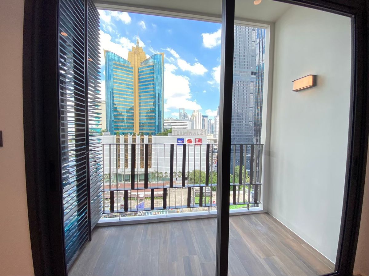 ให้เช่าคอนโดสุขุมวิท อโศก ทองหล่อ : Pet Friendly Condo For Rent | Muniq Sukhumvit 23 | 65K
