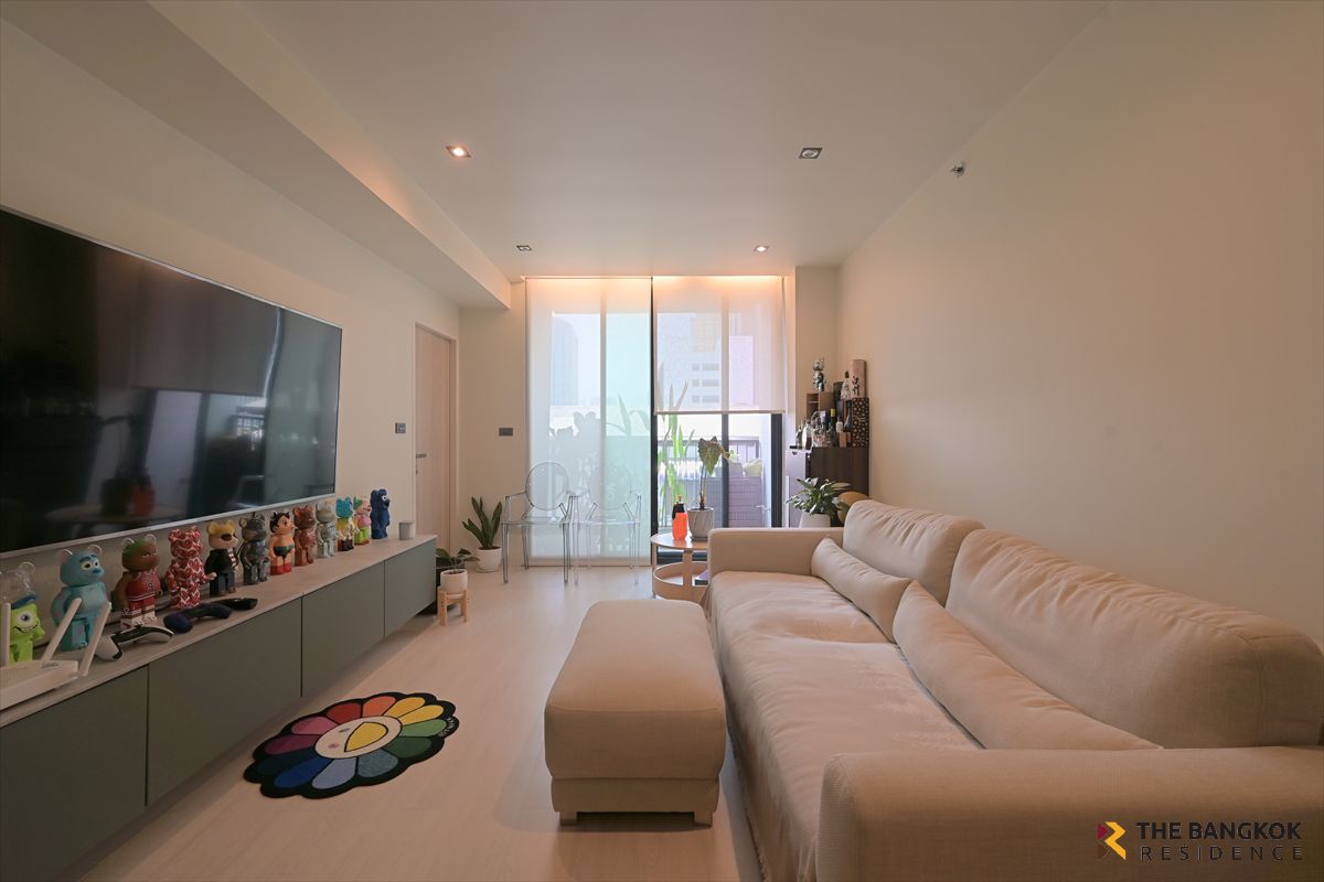 For RentCondoSukhumvit, Asoke, Thonglor : Good price, beautiful room, newly decorated near the Nanchat Ekkamai School +++ The Alcoove Thonglor 10 +++ Fully-Furnished 2bedrooms 2 Bathrooms 72 SQ.M. 40,000baht/Month +++ ฺ By Top (065-8245701)