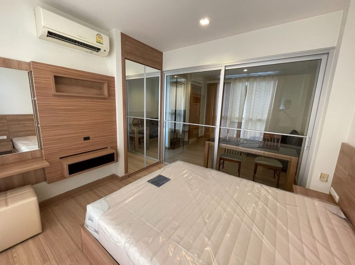 ให้เช่าคอนโดรัชดา ห้วยขวาง : Rhythm Ratchada - Huai Khwang (ริทึ่ม รัชดา - ห้วยขวาง) (1bed1bath 36sqm)
