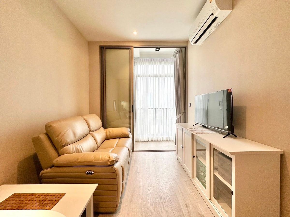 For RentCondoSukhumvit, Asoke, Thonglor : Rhythm Ekkamai Estate 1 Bedroom for rent 30,000 Baht | Contact 085-546-9559
