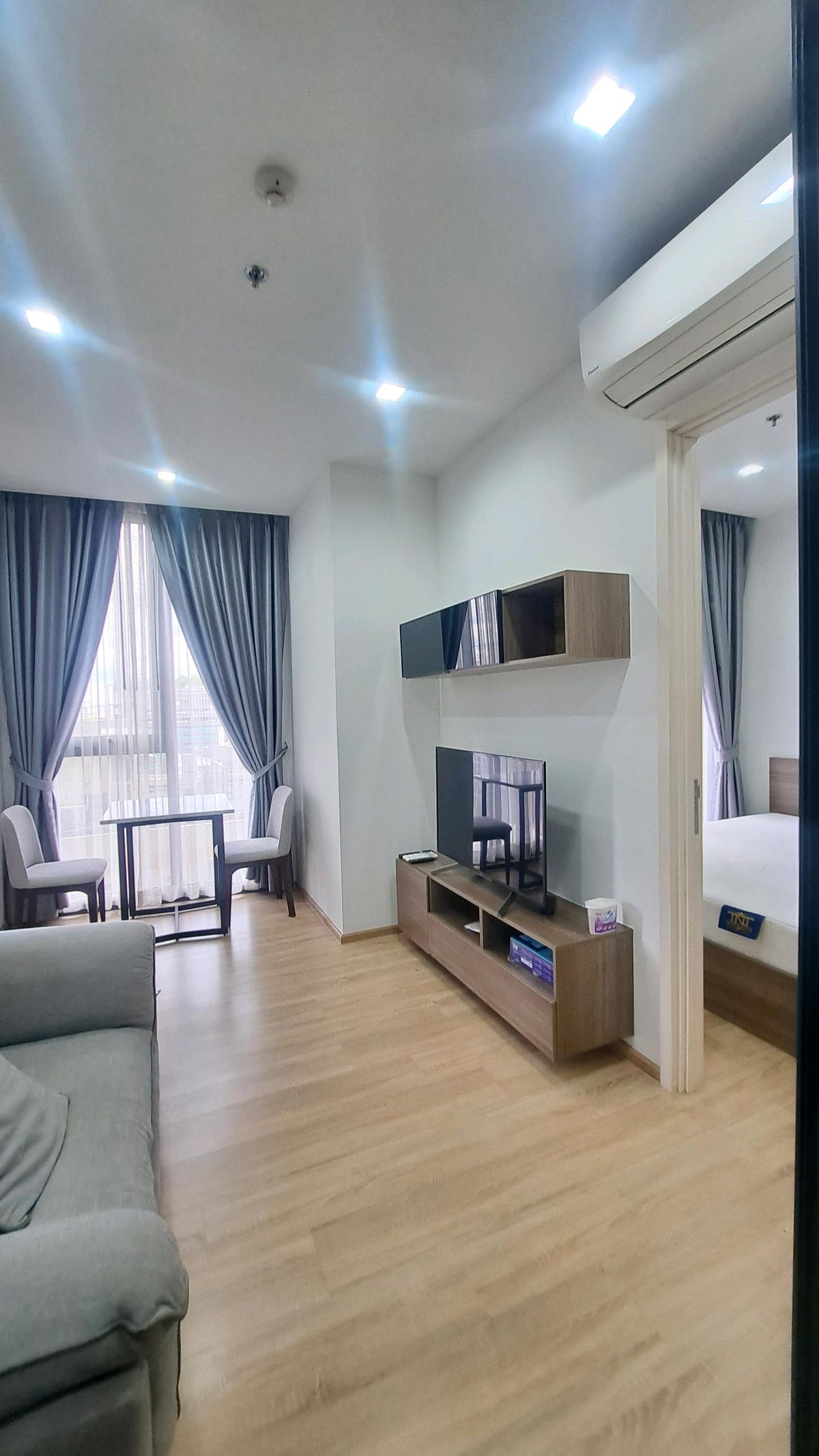 For RentCondoSapankwai,Jatujak : Rent 1 bedroom, garden, garden & swimming pool Near BTS, Saphan Khwai, ready to be cheap, only 1 9,0 0 0