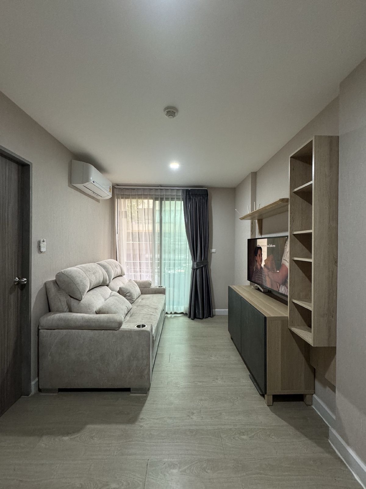 ขายคอนโดรัชดา ห้วยขวาง : Metro Luxe Ratchada / 1 Bedroom (SALE WITH TENANT), เมโทร ลักซ์ รัชดา / 1 ห้องนอน (ขายพร้อมผู้เช่า) CHER067