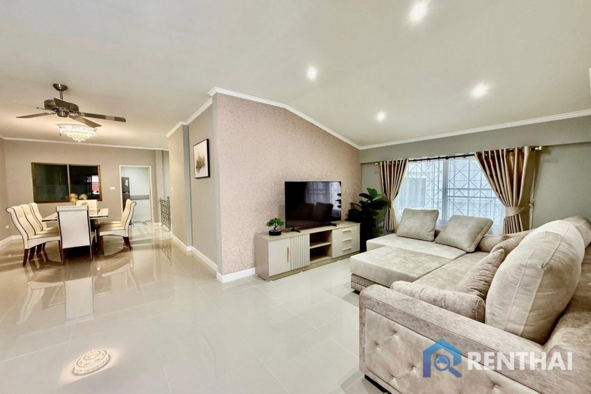 ขายบ้านพัทยา บางแสน ชลบุรี สัตหีบ : สำหรับ ขาย บ้าน 4 ห้องนอน ที่ หนองปรือ