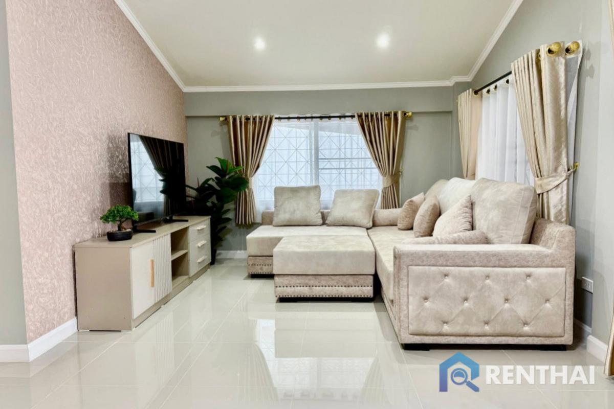 ขายบ้านพัทยา บางแสน ชลบุรี สัตหีบ : สำหรับ ขาย บ้าน 4 ห้องนอน ที่ หนองปรือ