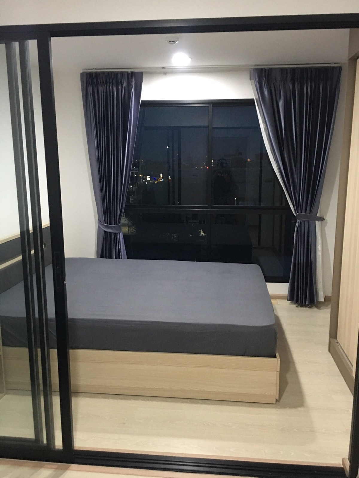 For RentCondoPathum Thani,Rangsit, Thammasat : 55 5500 / month for rent, The Excel Condo, Khu Khot, good location, 8th floor, Add Line: @ Pun-Condo (There are @ in front of me)