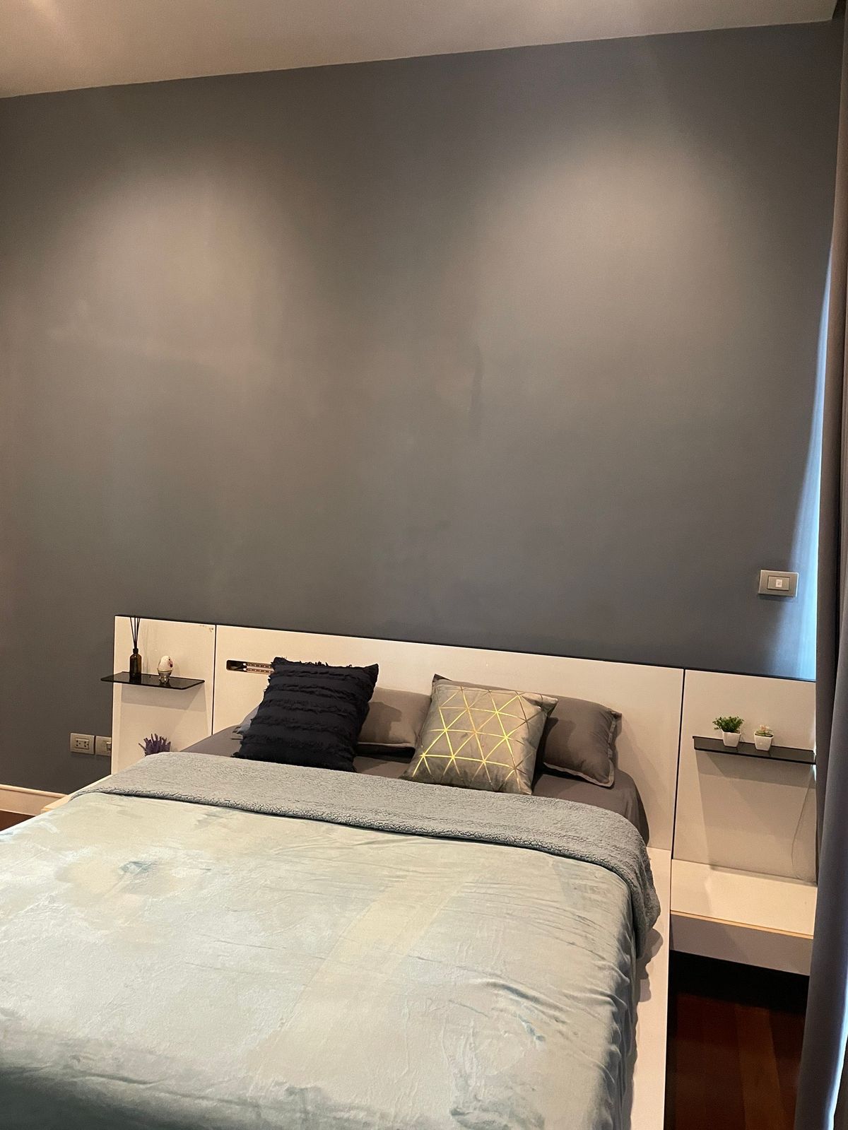 ขายทาวน์โฮมลาดพร้าว เซ็นทรัลลาดพร้าว : 🏡✨ ขายทาวน์โฮม 3 ชั้นหรู หลังมุมติดสวน @ The Landmark Residence ลาดพร้าว ตกแต่งพรีเมียม พร้อมเฟอร์ครบ หิ้วกระเป๋าเข้าอยู่ได้เลย เพียง 23.5 ล้าน