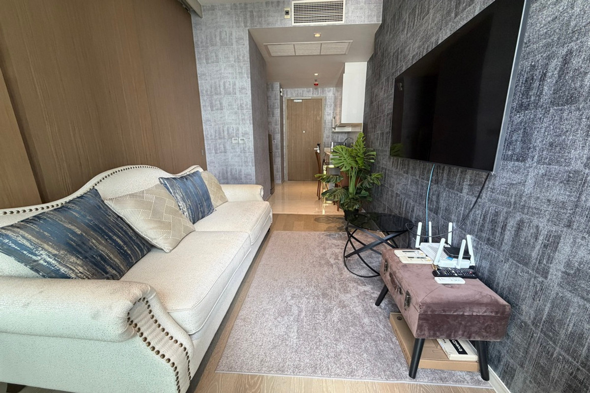 ขายคอนโดสีลม ศาลาแดง บางรัก : 🔥 สำหรับขาย !! ชั้นสูง 10++,🔥 Code C20221202783..........Ashton Silom, 1 ห้องนอน, 1 ห้องน้ำ, แต่งครบ, ราคาพิเศษ!!📣📣