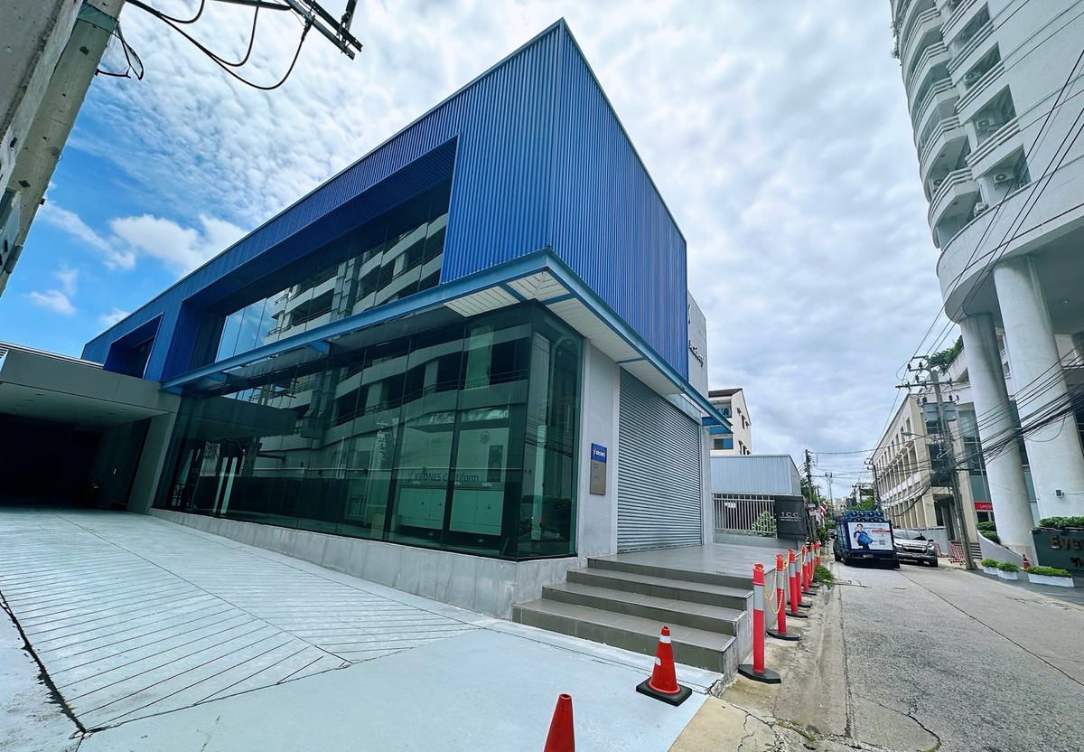 ให้เช่าสำนักงานสาทร นราธิวาส : ออฟฟิศให้เช่า ถนนเจริญกรุง บางคอแหลม พระราม 3 ใกล้ terminal Asia tique เดินทางสะดวก