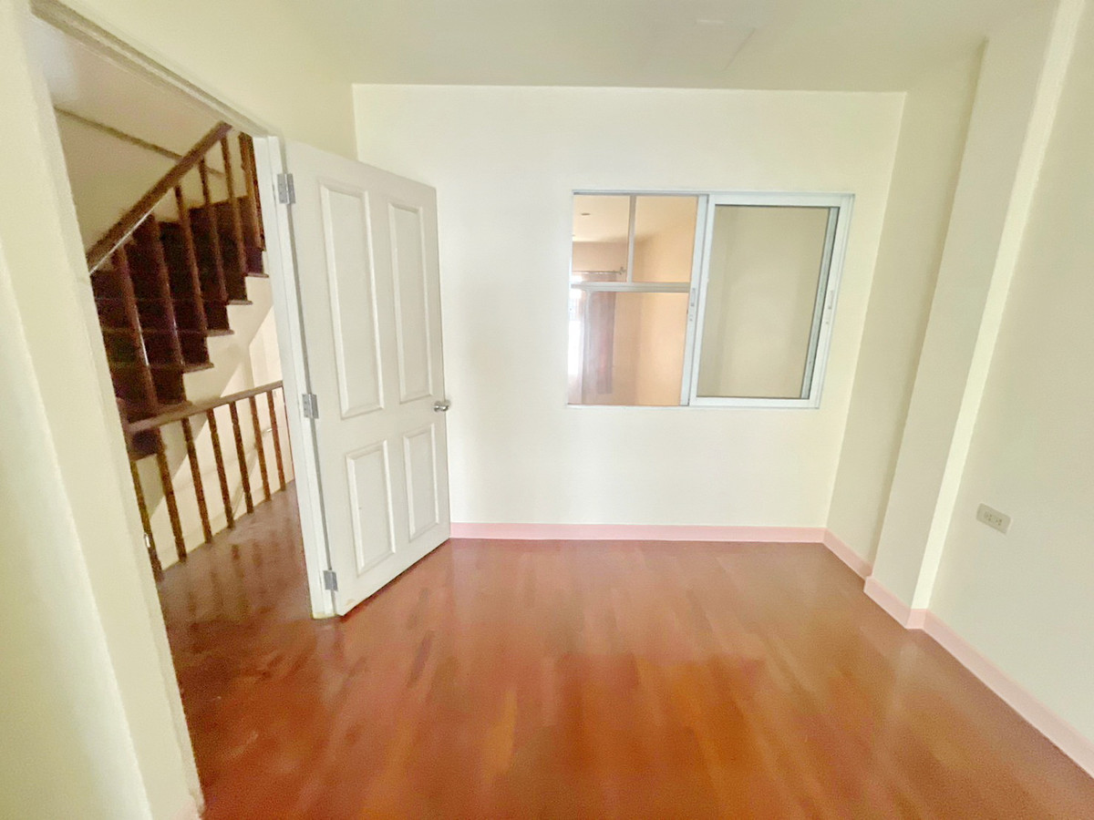 ให้เช่าทาวน์โฮมรัชดา ห้วยขวาง : HK0058♛ให้เช่า ทาวน์โฮม 3 ห้องนอน⚝รัชดา-ห้วยขวาง♜MRTห้วยขวาง∞099-5919653,065-9423251▚Line@sureresidence