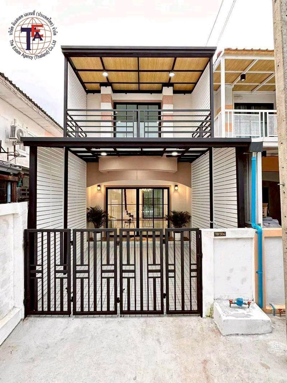 ขายทาวน์โฮมนนทบุรี บางใหญ่ บางบัวทอง : ขายทาวน์เฮ้าส์ 2 ชั้น หมู่บ้านนันทิชา 4  ไทรน้อย นนทบุรี บางกรวย-ไทรน้อย เซ็นทรัลเวสเกต โรงเรียนไทรน้อย โรงพยาบาลไทรน้อย รถไฟฟ้าสายสีม่วง คลองบางไผ่ ถนนกาญจนาภิเษก ถนนบางเลน วัดลาดปลาดุก