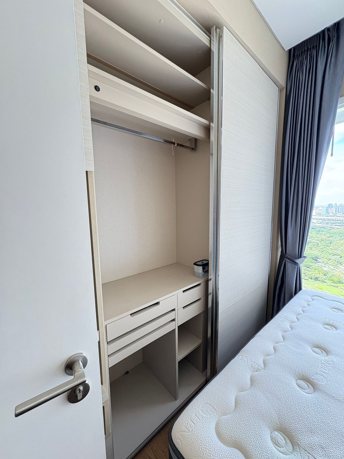 For RentCondoLadprao, Central Ladprao : For rent ✨ The Saint Residences ✨ Fully furnished and equipped, near BTS Ha Yaek Lat Phrao