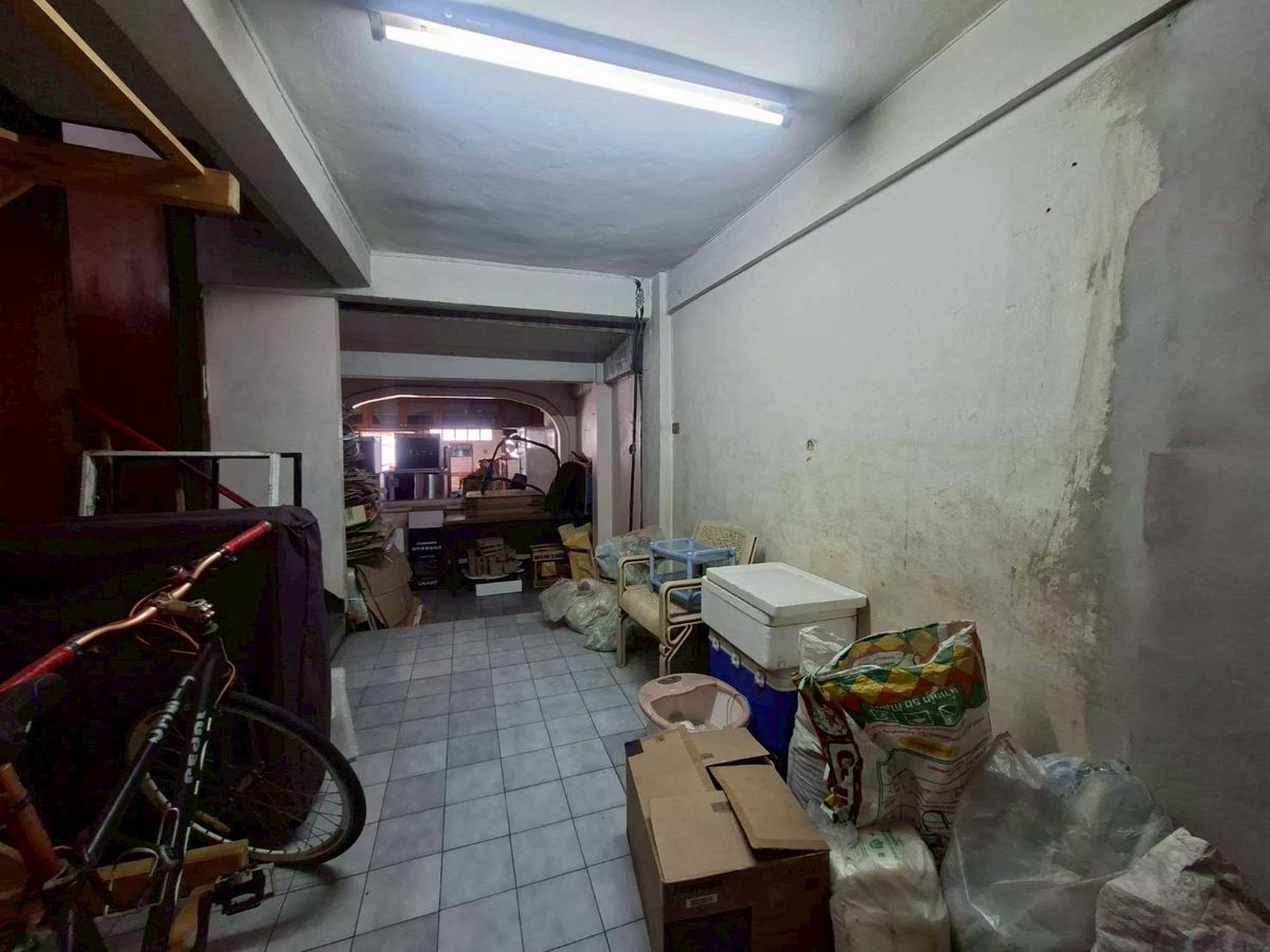 For RentShop HouseLadkrabang, Suwannaphum Airport : 1 commercial building for rent below + 2 booths above 4 floors on the Chalerm Phrakiat Road (N.1857)