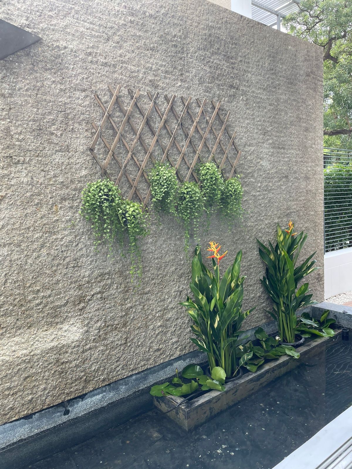 ขายทาวน์โฮมลาดพร้าว เซ็นทรัลลาดพร้าว : 🏡✨ ขายทาวน์โฮม 3 ชั้นหรู หลังมุมติดสวน @ The Landmark Residence ลาดพร้าว ตกแต่งพรีเมียม พร้อมเฟอร์ครบ หิ้วกระเป๋าเข้าอยู่ได้เลย เพียง 23.5 ล้าน