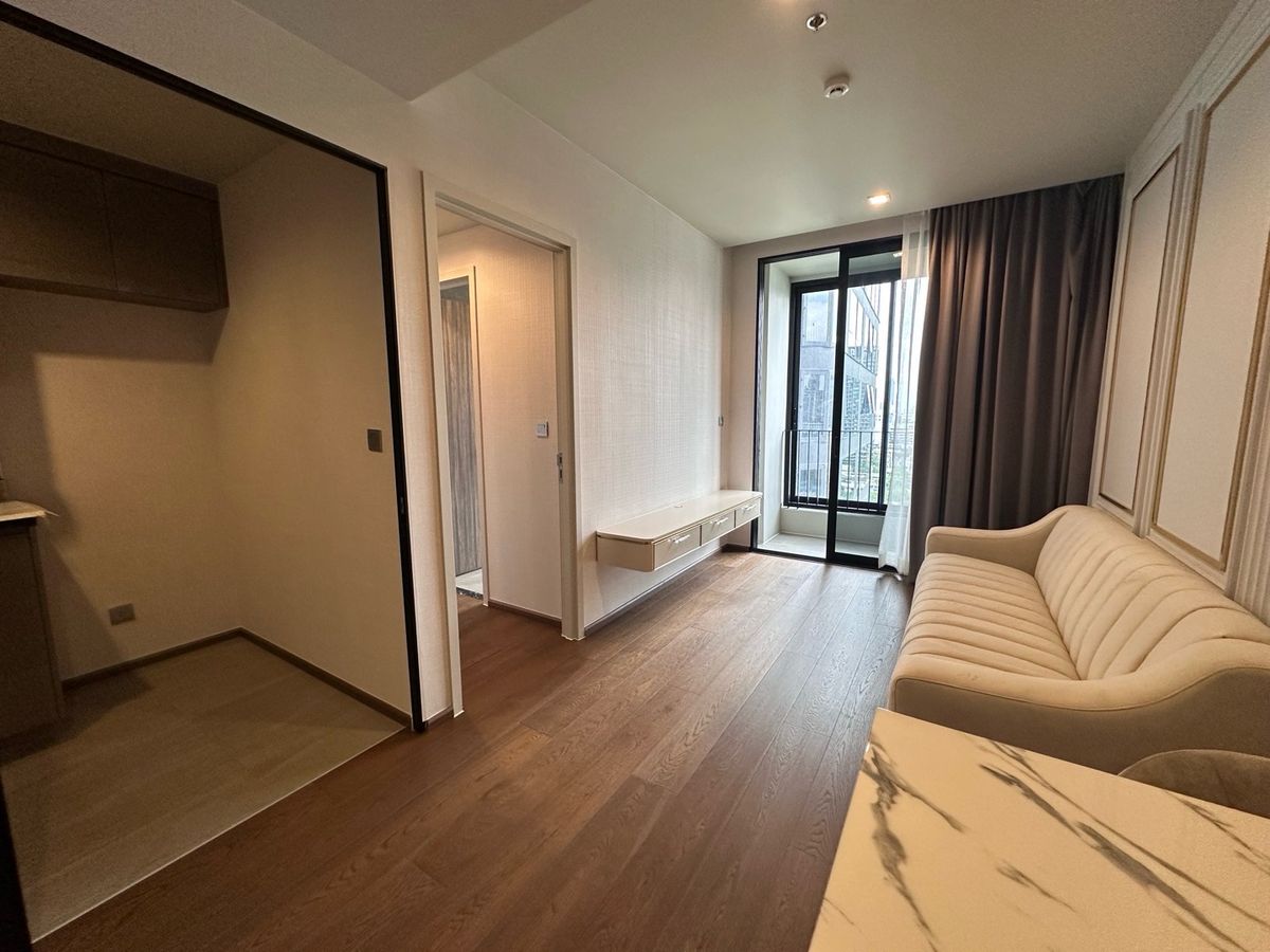 ขายคอนโดสุขุมวิท อโศก ทองหล่อ : ราคาปิดตึก Yiel 7%🔥  1 Bedroom 46 sqm. แต่งครับ โทร 097-3483447 (Den)