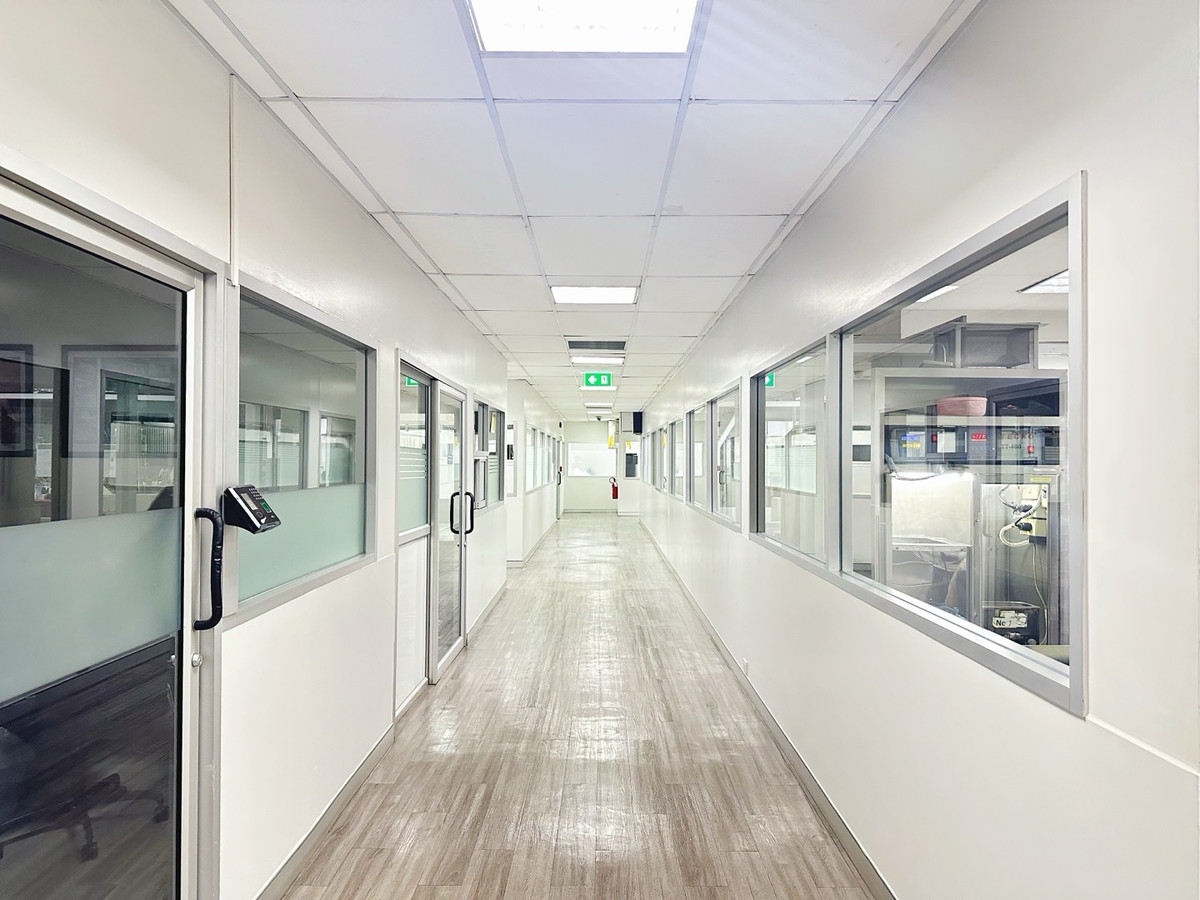 ให้เช่าสำนักงานสาทร นราธิวาส : ออฟฟิศให้เช่า ถนนเจริญกรุง บางคอแหลม พระราม 3 ใกล้ terminal Asia tique เดินทางสะดวก