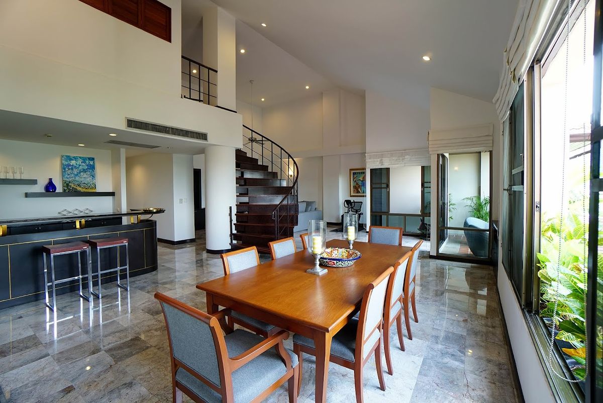 For RentCondoSukhumvit, Asoke, Thonglor : LTH13288 - Condo for RENT | Raintree Village | 420 SQM | 4 Beds 4 Baths + 1 Study | 135K/MONTH | Near BTS Phong | Condo Rental Rental Ville