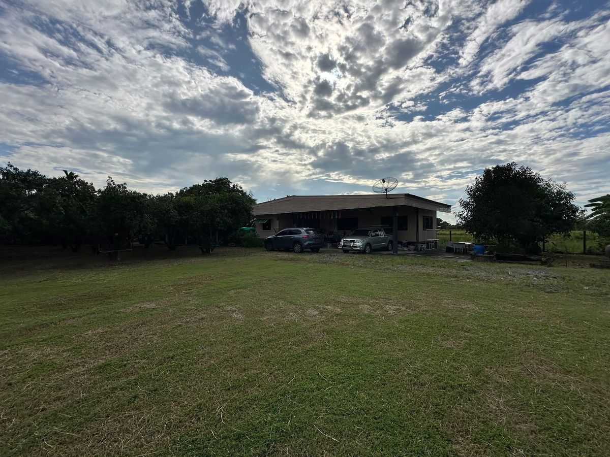 For SaleLandNakhon Nayok : Fruit Farm with 2 Houses for Sale in Nakhon Nayok Province Thailand