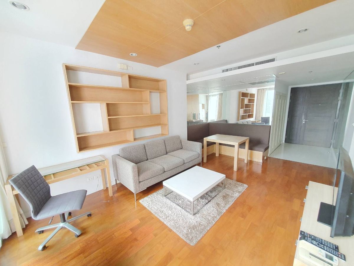 For SaleCondoSukhumvit, Asoke, Thonglor : Siri Residence, a quality condo from Sansiri, only 150 meters to BTS Promptaphong, Unblock View side, Emporium saw Benjakiti Park.