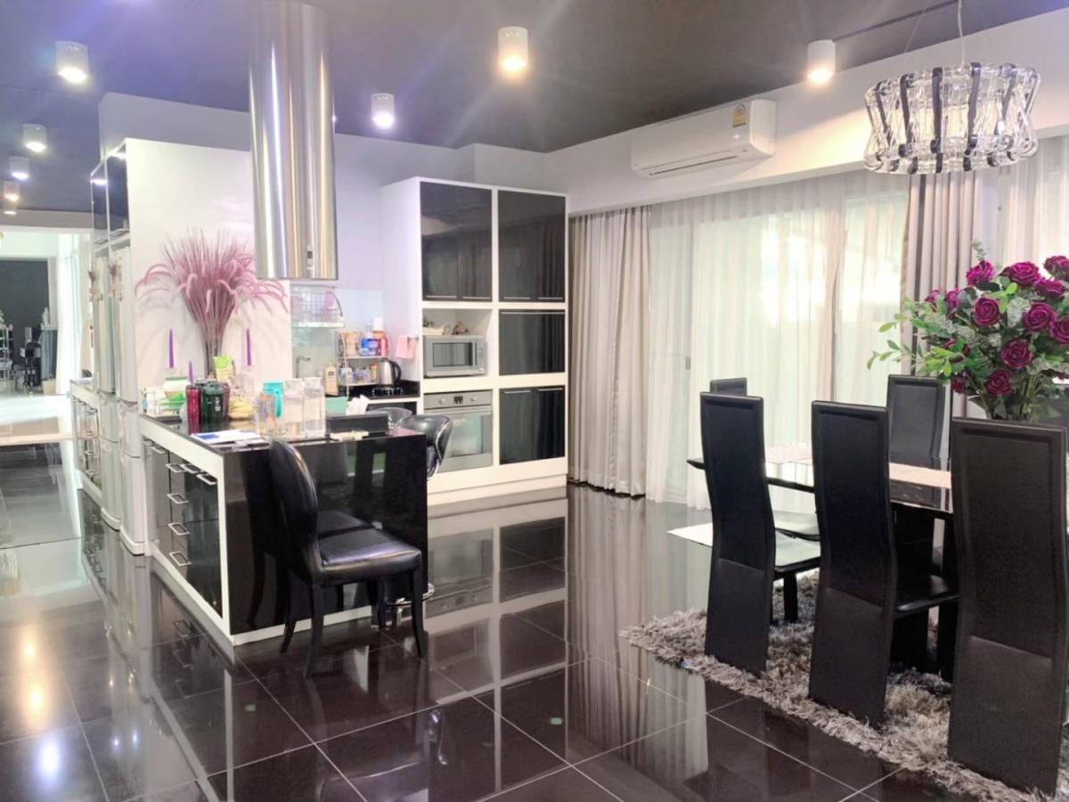 ให้เช่าบ้านรัชดา ห้วยขวาง : 🔥ให้เช่าด่วน+🔥บี สแควร์ พระราม 9-เหม่งจ๋าย ทำเลใจกลางเมือง ใกล้ทุกความสะดวก❗