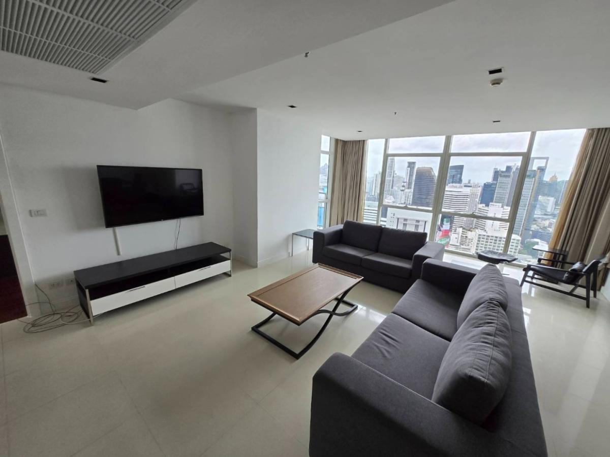 For RentCondoWitthayu, Chidlom, Langsuan, Ploenchit : 🔥For urgent rent+🔥Athenee Residence, 3 bedrooms, 3 bathrooms, spacious, in the heart of a luxury area ❗