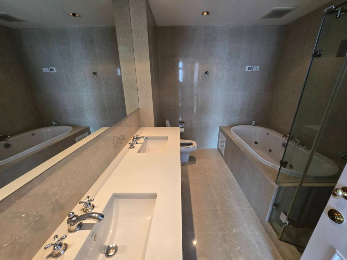 ให้เช่าคอนโดวิทยุ ชิดลม หลังสวน : 🔥ให้เช่าด่วน+🔥Athenee Residence 3 ห้องนอน 3 ห้องน้ำ กว้างขวาง ใจกลางย่านหรู ❗