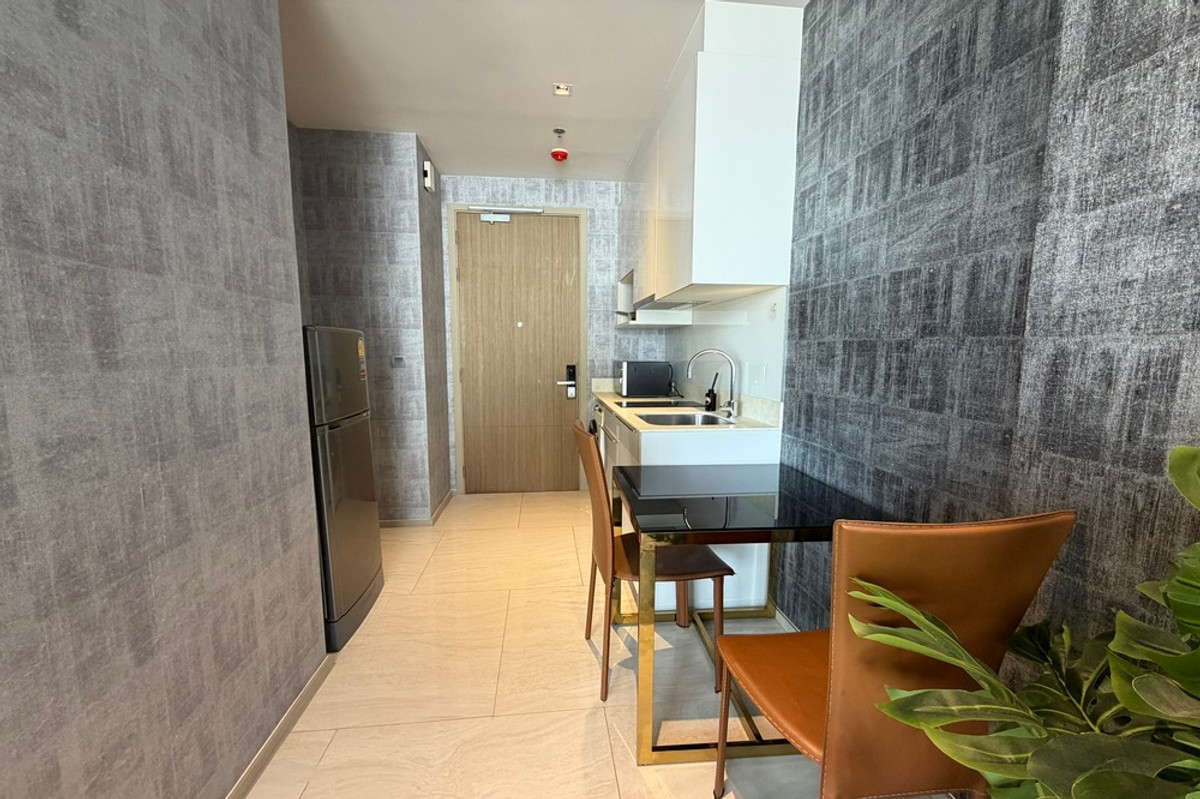 ขายคอนโดสีลม ศาลาแดง บางรัก : 🔥 สำหรับขาย !! ชั้นสูง 10++,🔥 Code C20221202783..........Ashton Silom, 1 ห้องนอน, 1 ห้องน้ำ, แต่งครบ, ราคาพิเศษ!!📣📣