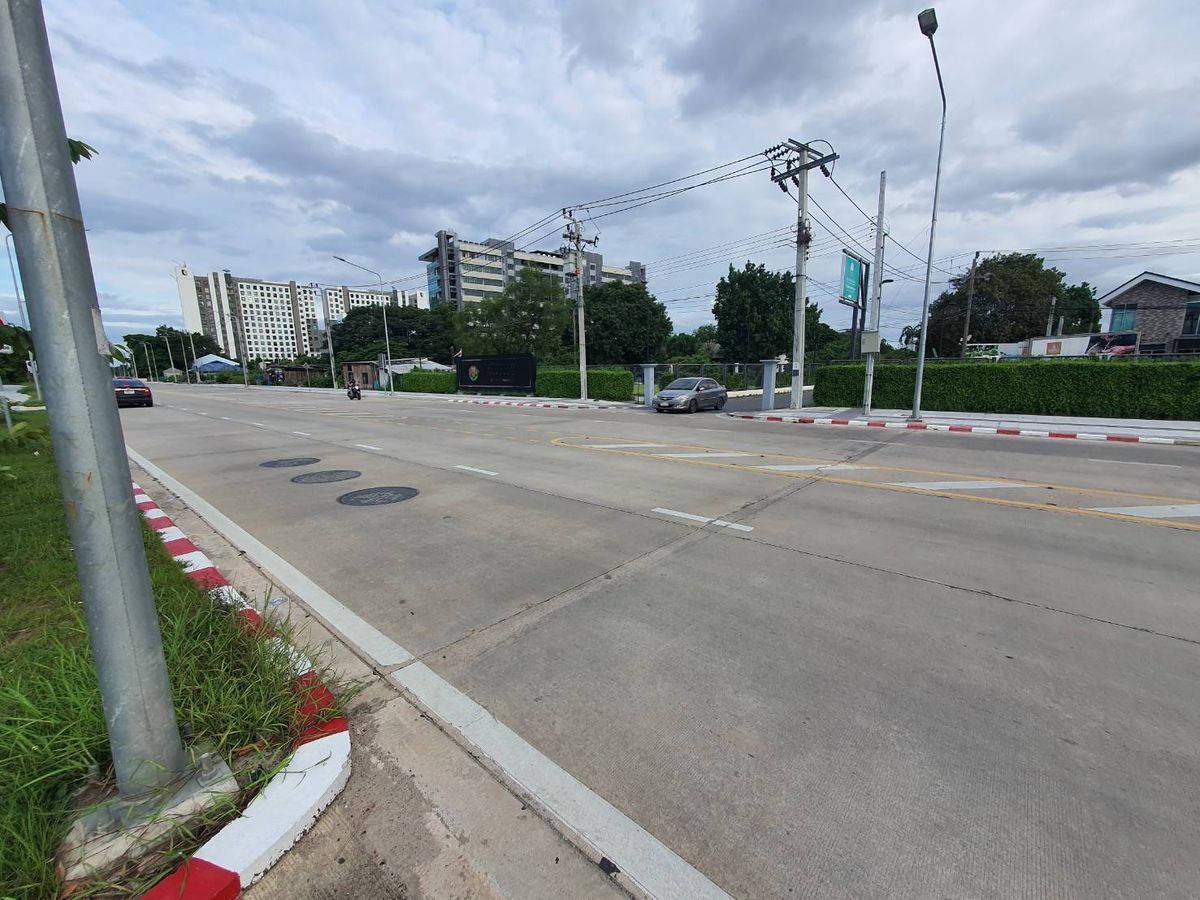 ขายกิจการโรงแรม & กิจการอพาร์ตเมนต์เกษตรศาสตร์ รัชโยธิน : ขายที่ดินพร้อมหอพัก เนื้อที่ 1 ไร่ ตรงข้ามมหาวิทยาลัยเกษตรศาสตร์บางเขน