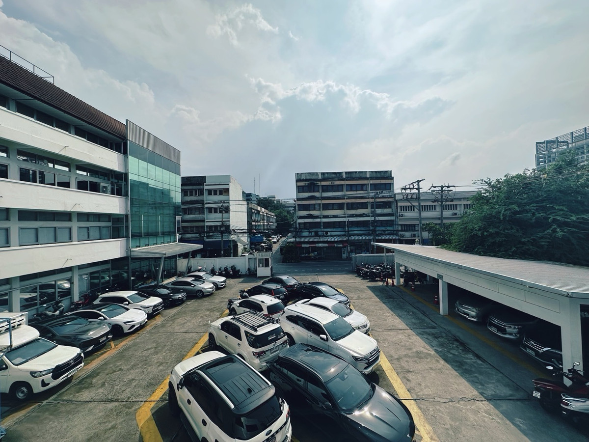 ให้เช่าสำนักงานสาทร นราธิวาส : ออฟฟิศให้เช่า ถนนเจริญกรุง บางคอแหลม พระราม 3 ใกล้ terminal Asia tique เดินทางสะดวก